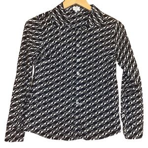 •CROWN&IVY•NAVY&WHITE GIRAFFE BUTTON DOWN COLLAR BLOUSE SIZE PETITE SMALL(PS)